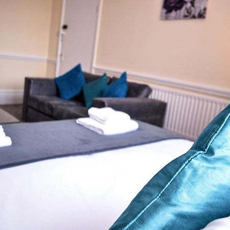 Orrell House Apartamento Liverpool Exterior foto